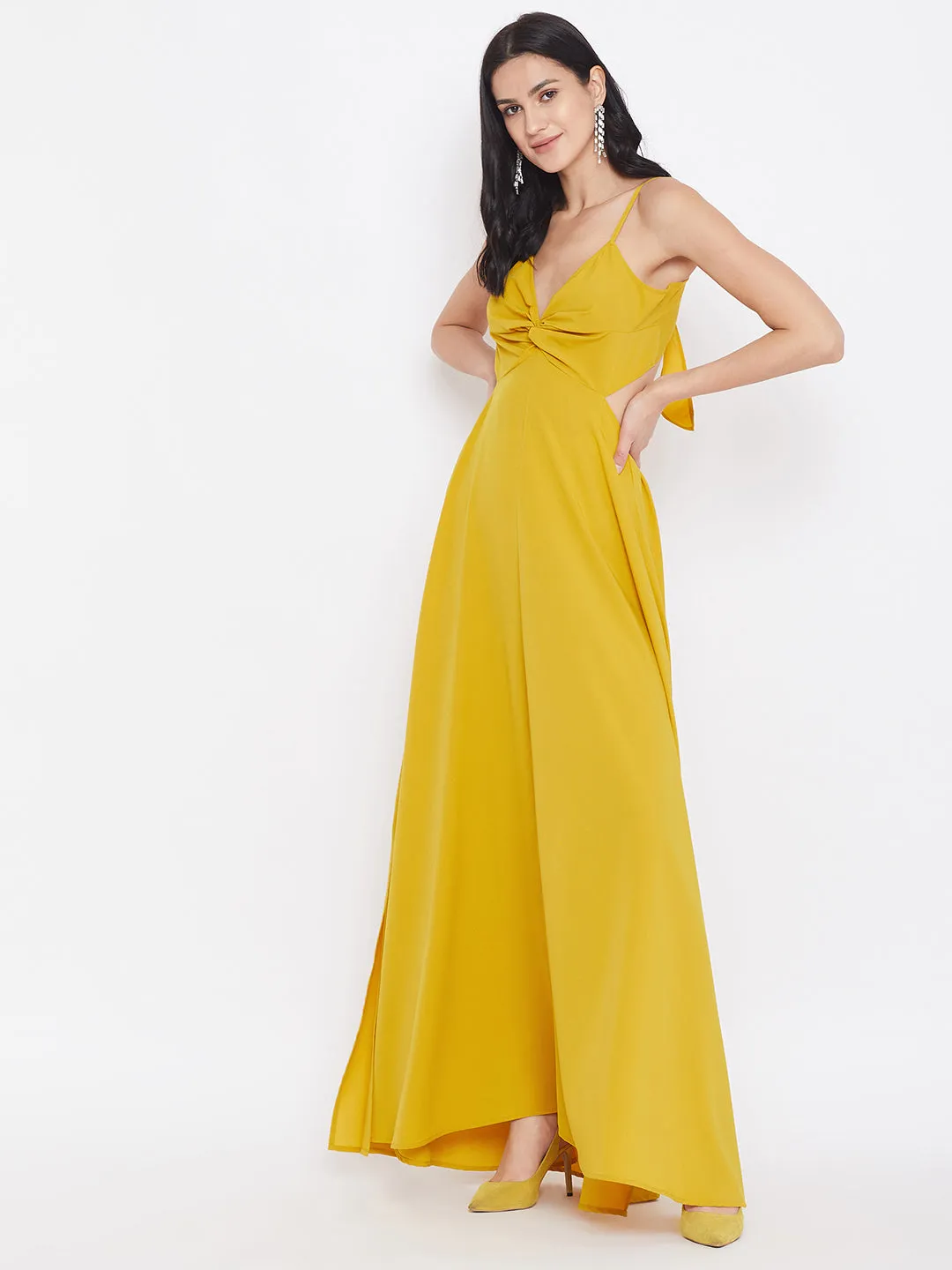 Berrylush Women Solid Yellow Strappy V-Neck A-Line Maxi Dress