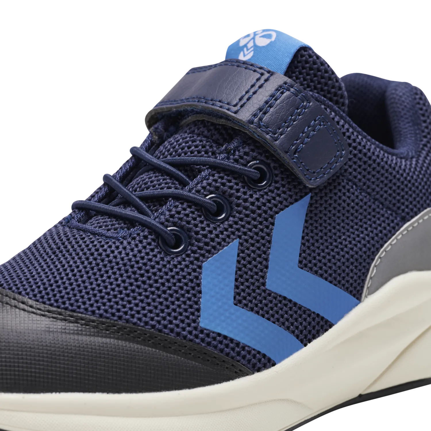 Hummel Reach 250 Tex Boys Navy Waterproof Trainer